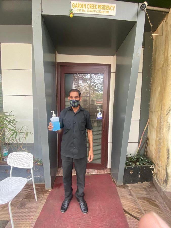 Garden Creek Residency - Near To Mumbai International Airport Hotel Bagian luar foto