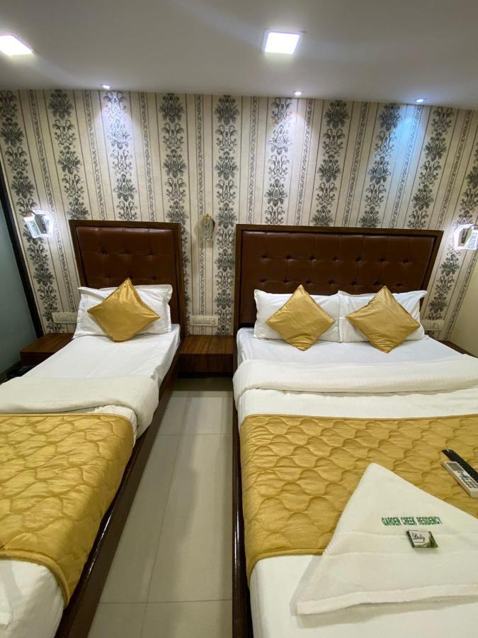 Garden Creek Residency - Near To Mumbai International Airport Hotel Bagian luar foto