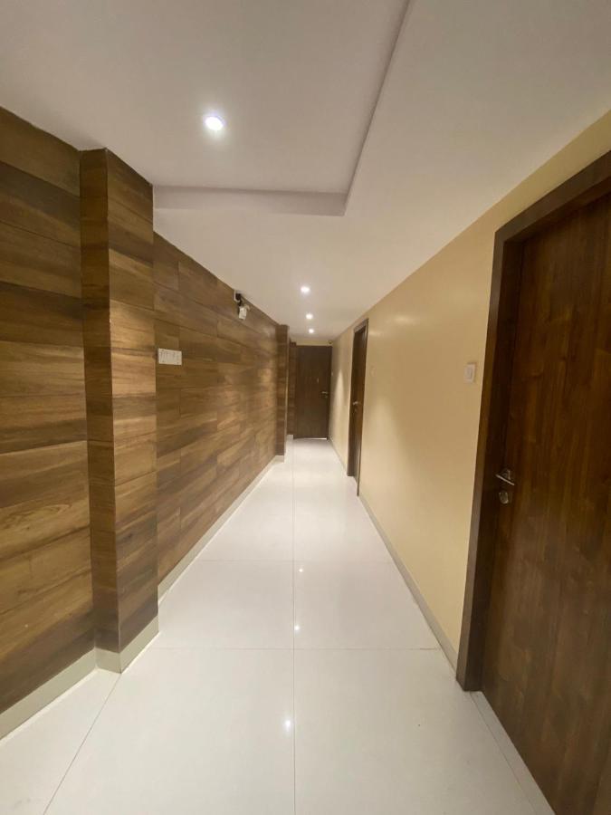 Garden Creek Residency - Near To Mumbai International Airport Hotel Bagian luar foto