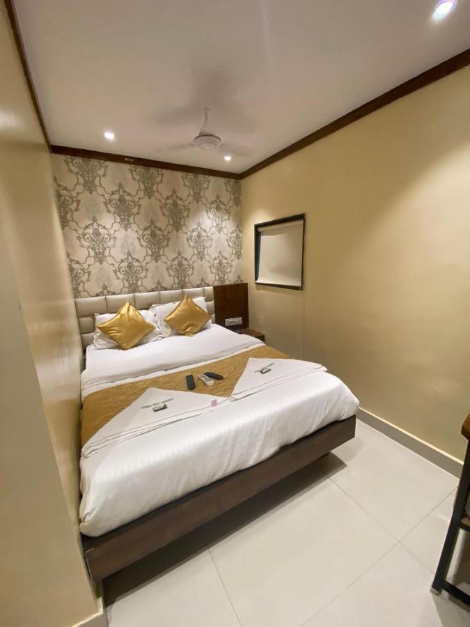 Garden Creek Residency - Near To Mumbai International Airport Hotel Bagian luar foto