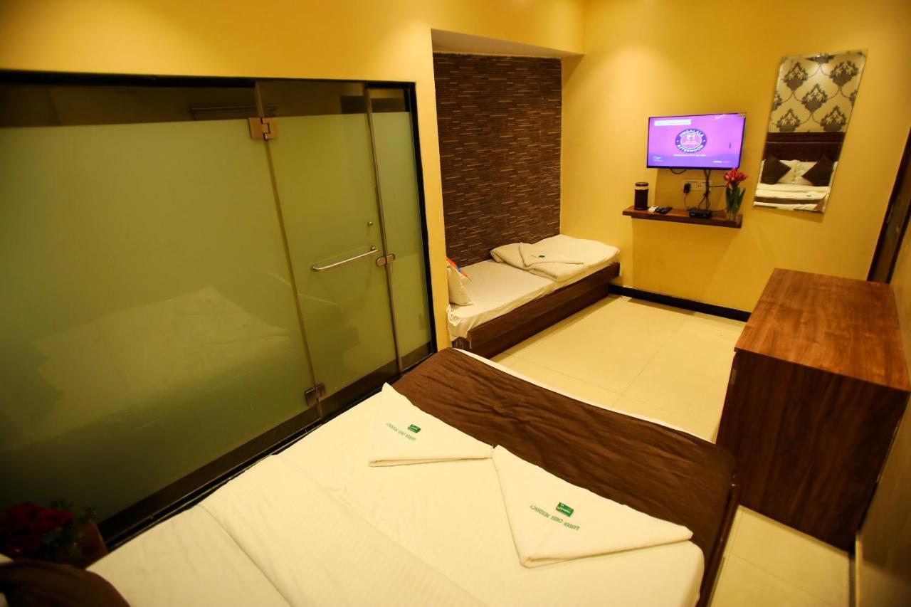 Garden Creek Residency - Near To Mumbai International Airport Hotel Bagian luar foto