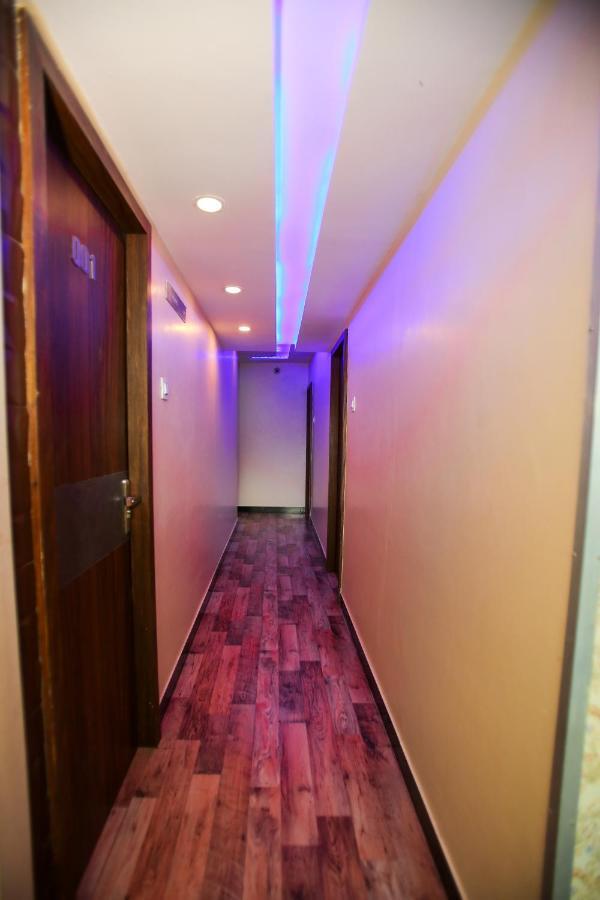 Garden Creek Residency - Near To Mumbai International Airport Hotel Bagian luar foto