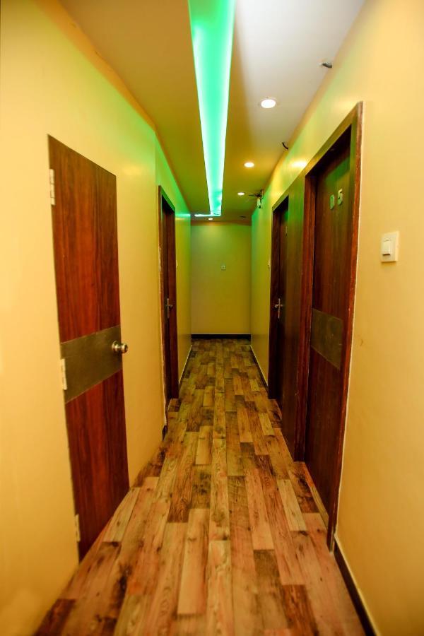 Garden Creek Residency - Near To Mumbai International Airport Hotel Bagian luar foto