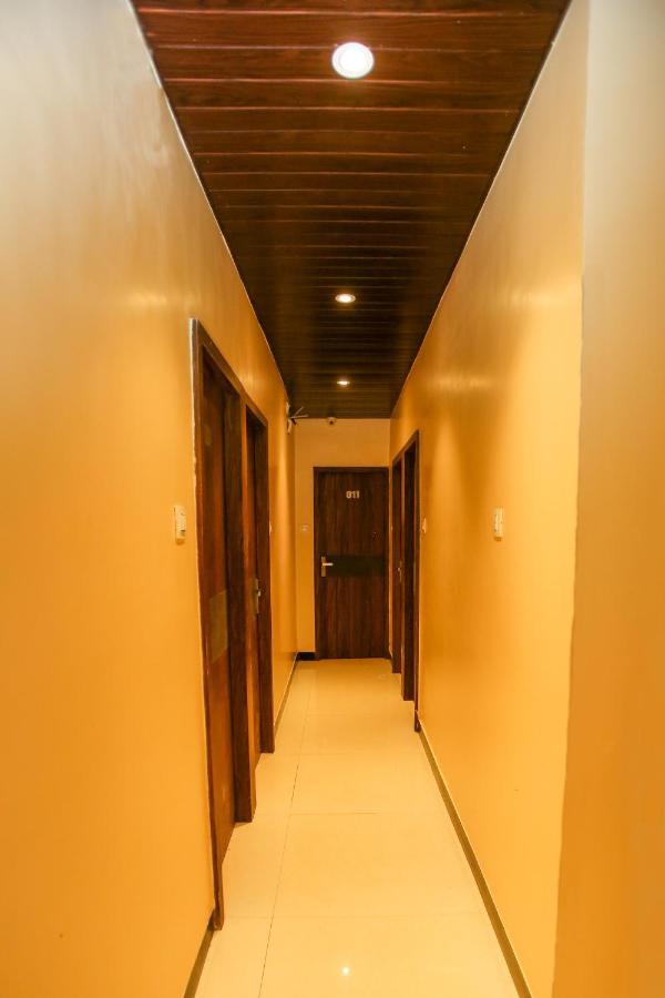 Garden Creek Residency - Near To Mumbai International Airport Hotel Bagian luar foto