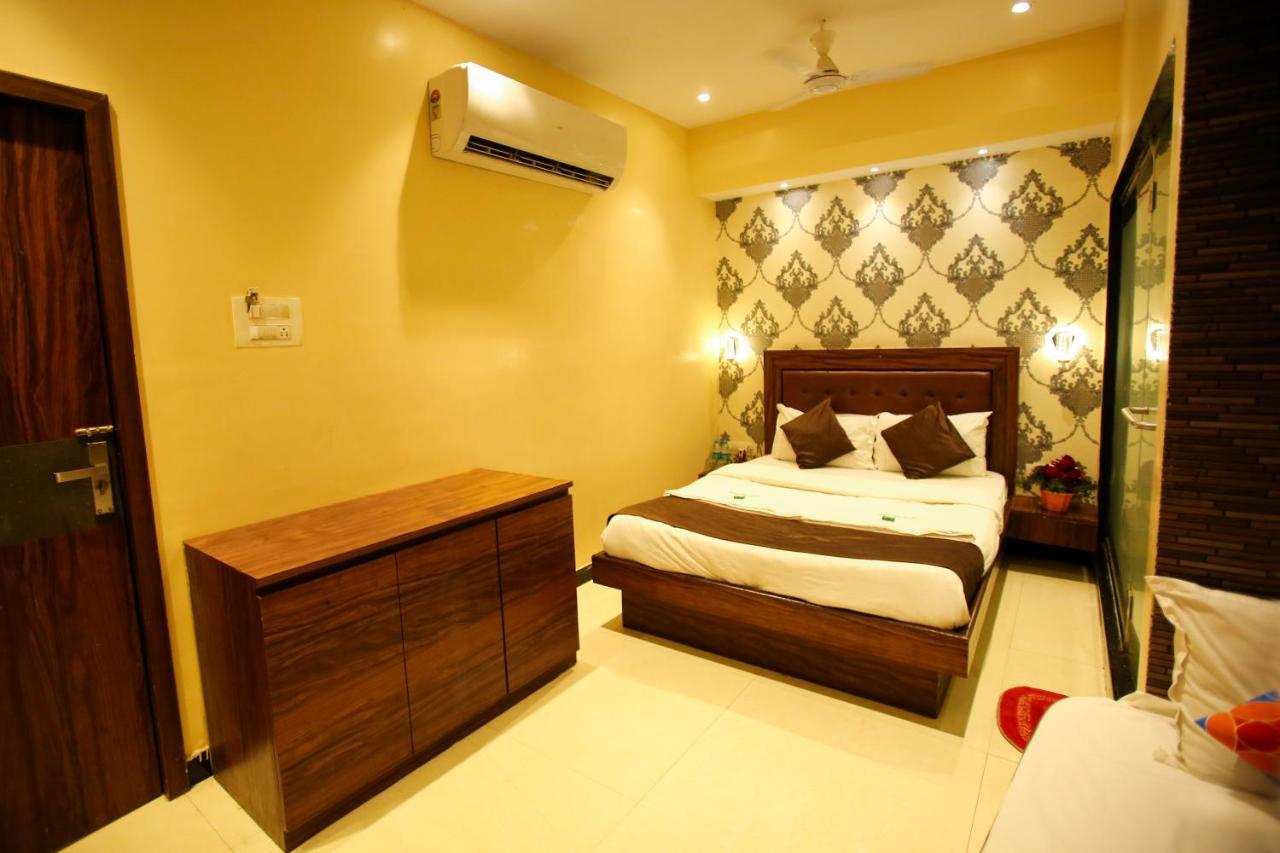 Garden Creek Residency - Near To Mumbai International Airport Hotel Bagian luar foto